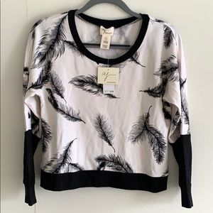 BRAND NEW! Andrea Jovine Feather Sweater